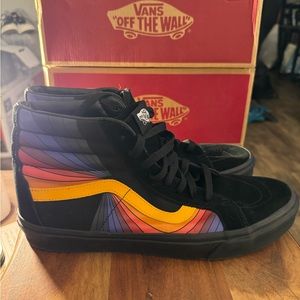 Size 13 vans sk8 hi black suede retro like new, rare